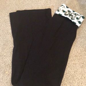 Victoria’s Secret PINK USF South Florida Yoga